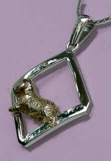 Wire Dachshund Trotting in Glossy Open Diamond -Side View 2
