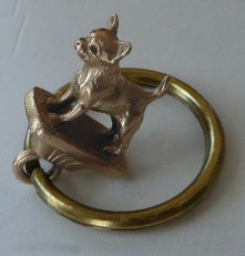 Smooth Chihuahua Solid Bronze Mini Sculpture Keychain-Side View