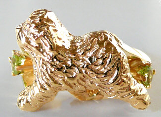14K Gold Old English Sheepdog Trotting in a Stunning Ring with Peridot Stones